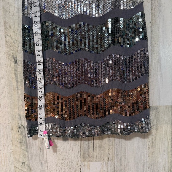 Forever 21 Sequin Wave Mini Dress in Silver, Gold, and Brown - Picture 5 of 11
